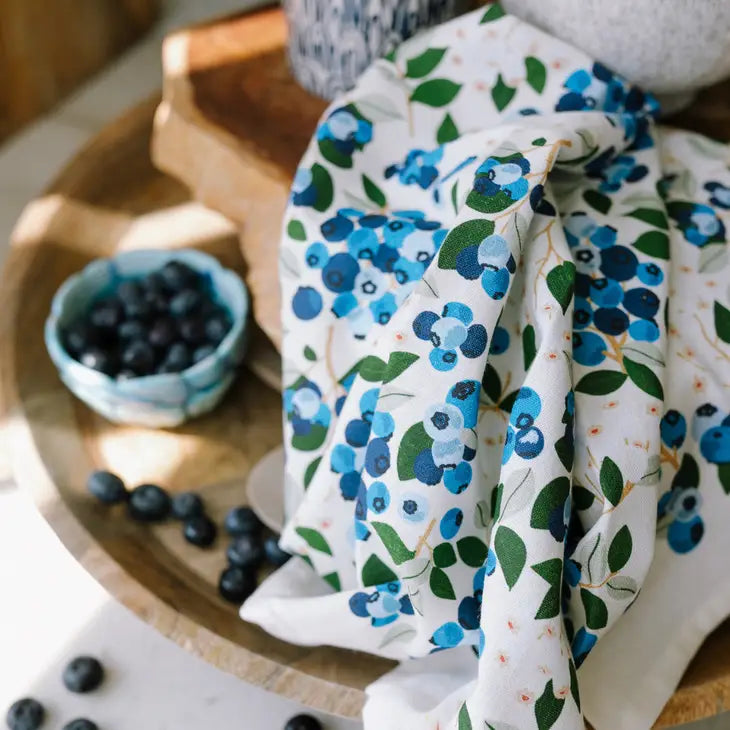 Tablecloths, Throws, Runners & Placemats