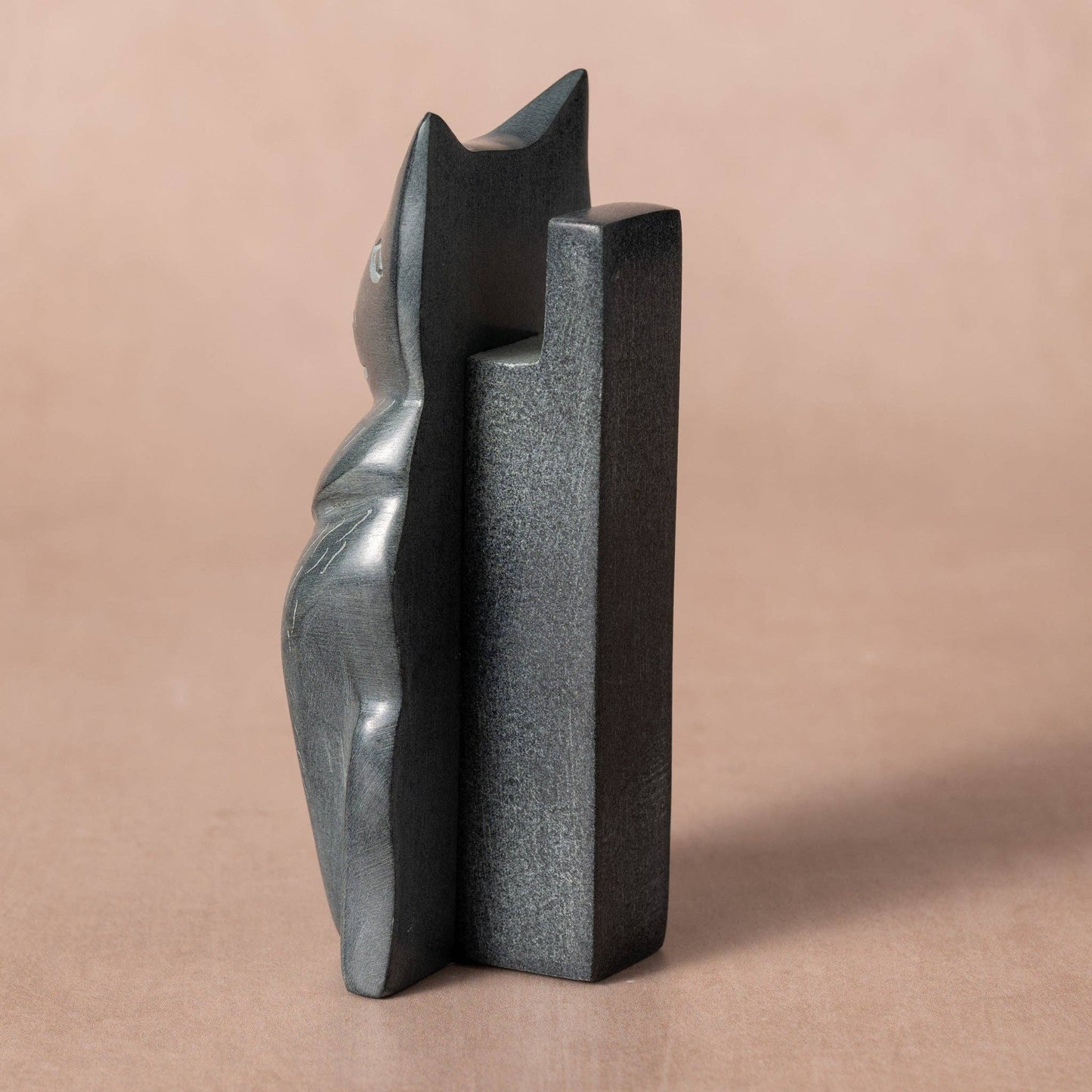 Kalpana Cat Stone Eyeglass Holder