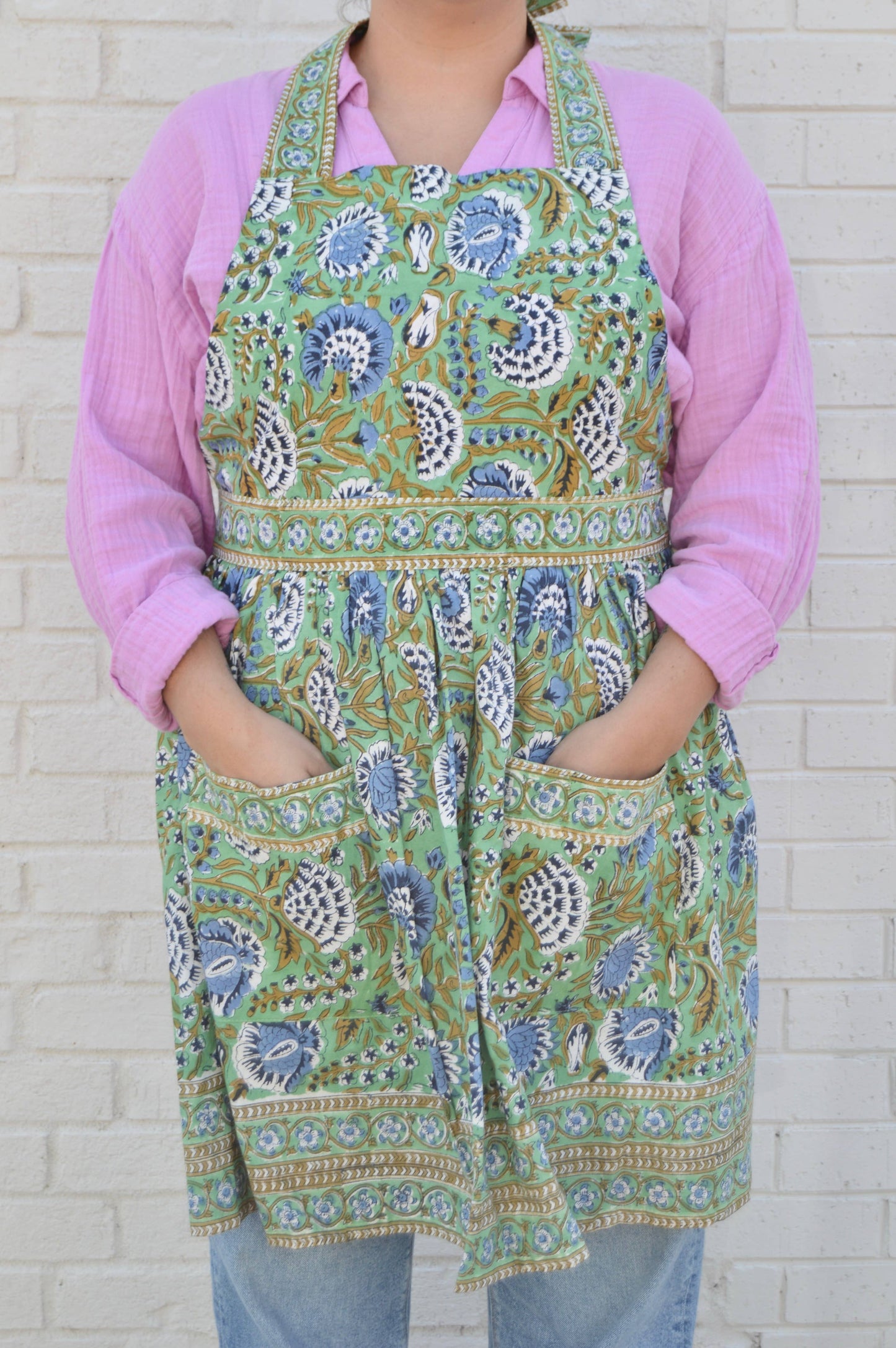 Minted Motif Apron