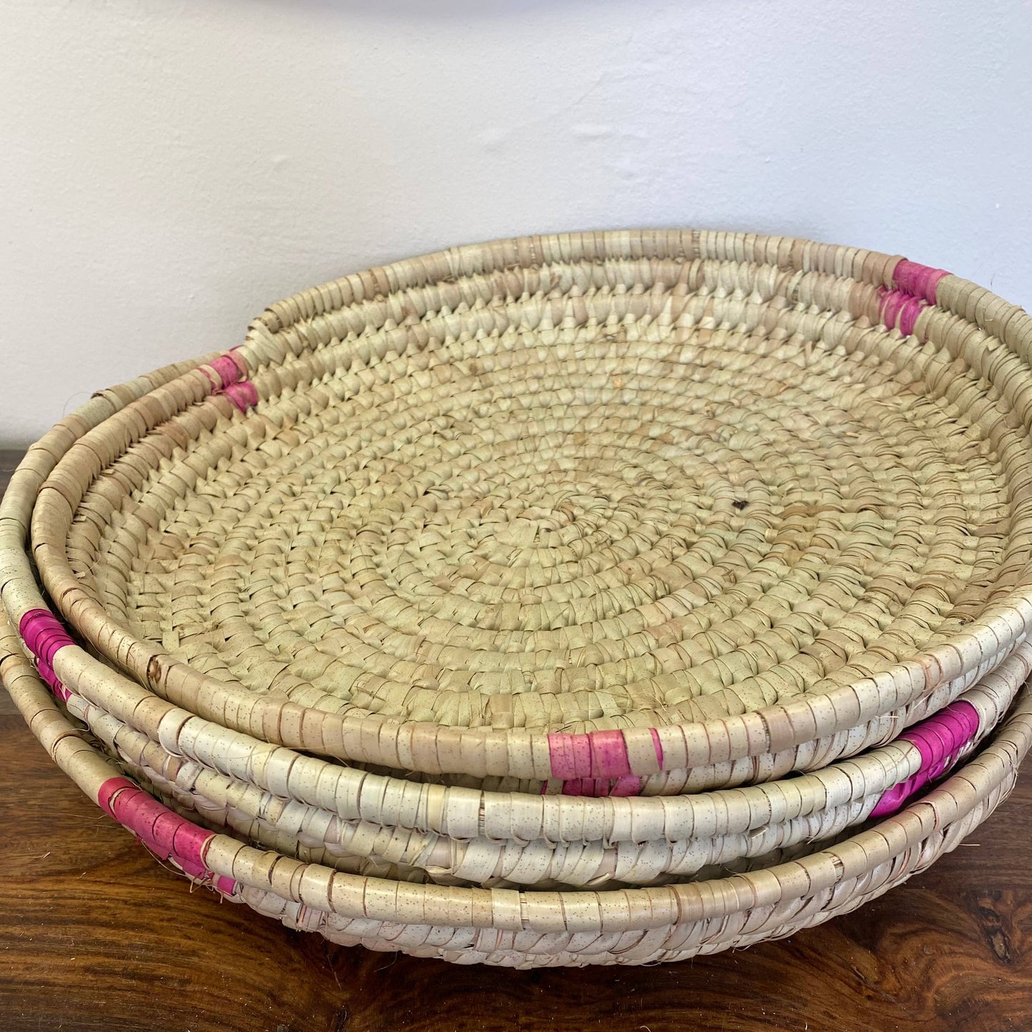 Tray, palm leaf / Uteo